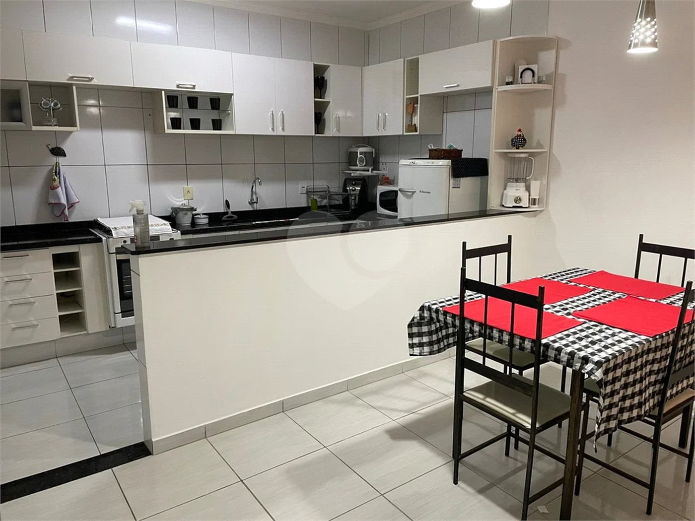 Casa à venda com 2 quartos, sendo 1 suíte, em Parque dos Cafezais II, Itupeva, SP