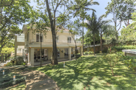 Casa à venda com 5 suítes no condomínio Chácara Flora, São Paulo - SP