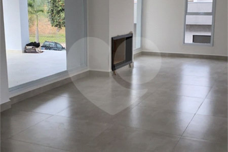 Casa à venda com 3 suítes no condomínio Vida Real, Itupeva - SP