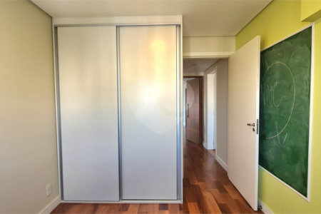 Apartamento à venda ou para alugar com 3 quartos, sendo 2 suítes, em Pinheiros, São Paulo, SP
