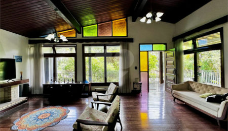Casa à venda com 4 quartos, sendo 2 suítes,  em Interlagos, São Paulo, SP
