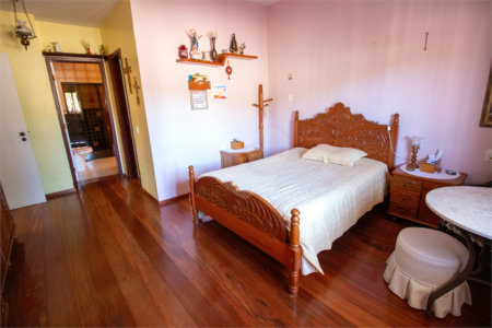 Casa à venda ou para alugar com 4 quartos, sendo 1 suíte, no Centro, São Roque, SP