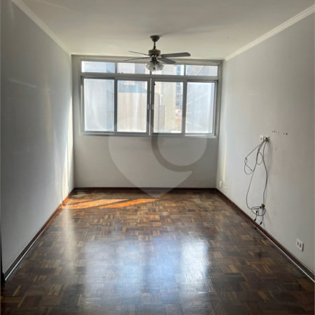 Apartamento à venda com 2 quartos em Cerqueira César, São Paulo, SP