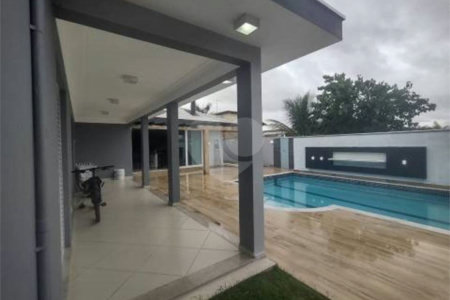 Casa à venda com 4 suítes no condomínio Jardim dos Lagos, Indaiatuba - SP