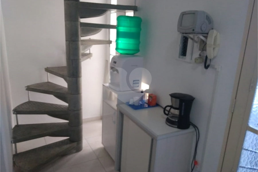 Prédio à venda com 3 quartos em Santana, São Paulo, SP