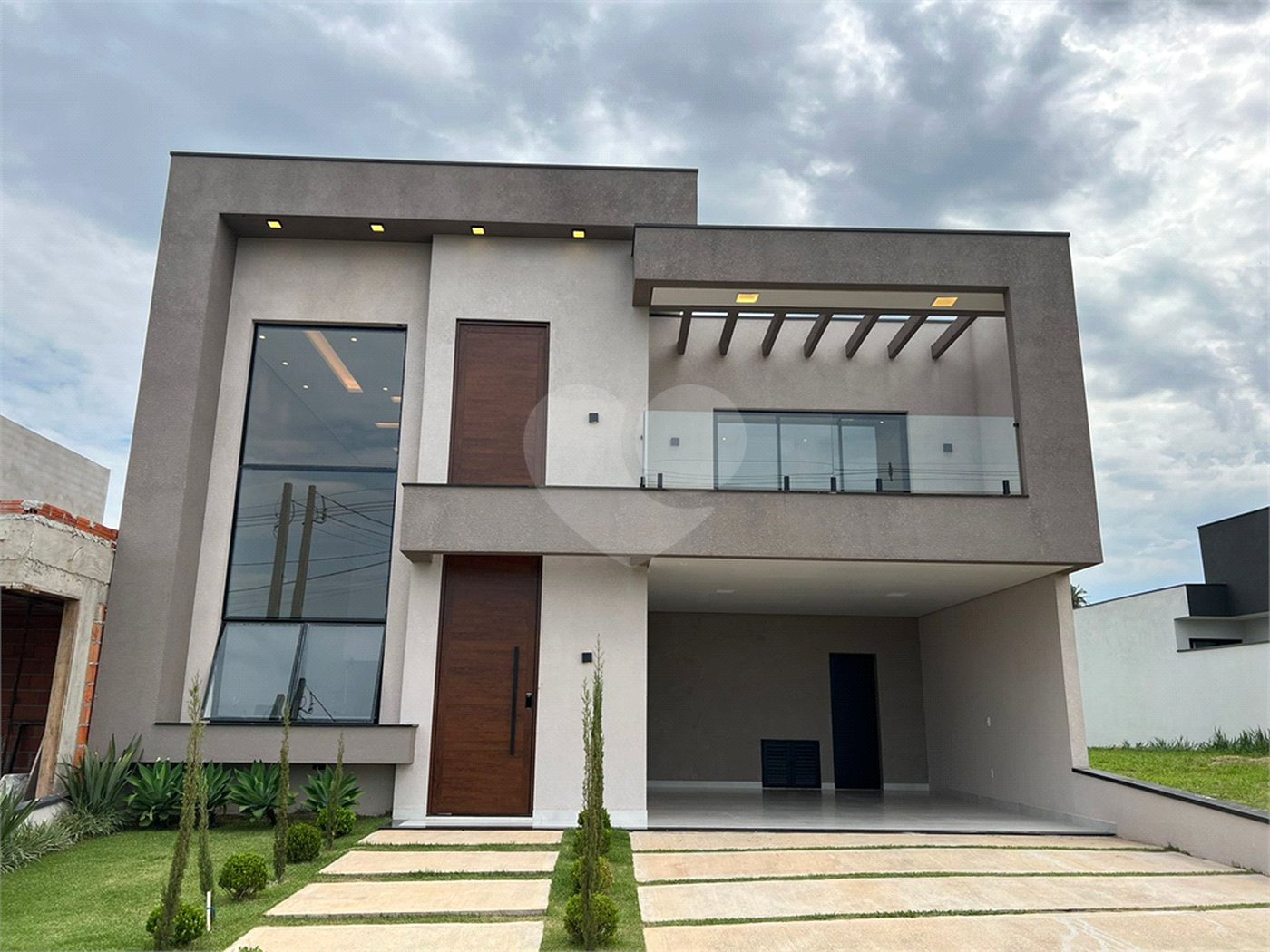 Casa à venda com 3 quartos, sendo 1 suíte, no condomínio Residencial Evidências, Indaiatuba - SP