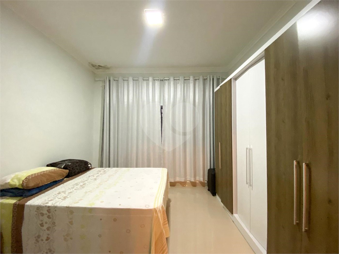 Casa à venda com 3 quartos, sendo 1 suíte, em Santana, São Paulo, SP
