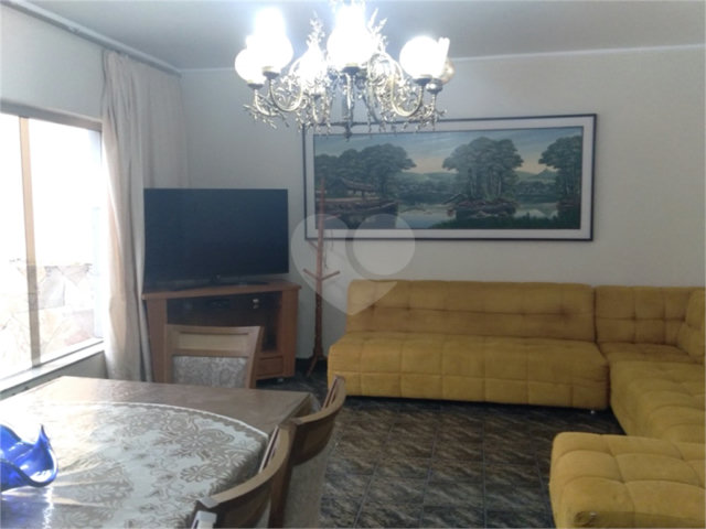 Sobrado à venda com 3 quartos, sendo 1 suíte,  em Santa Teresinha, São Paulo, SP