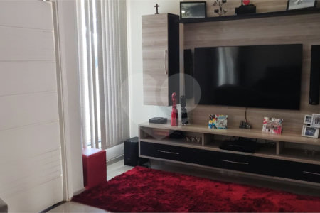 Casa à venda com 3 quartos, sendo 2 suítes,  no condomínio Parque das Figueiras, Mogi das Cruzes - SP