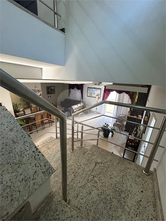 Casa à venda com 4 quartos, sendo 3 suítes,  no condomínio Mosaico da Serra, Mogi das Cruzes - SP