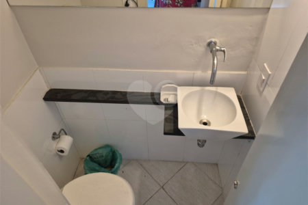 Sobrado à venda com 3 quartos, sendo 1 suíte, em Indianópolis, São Paulo, SP