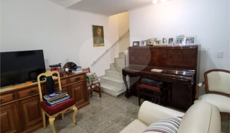 Sobrado à venda com 3 quartos em Tremembé, São Paulo, SP
