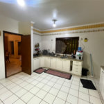 Casa à venda com 3 quartos, sendo 1 suíte, em Parque Santa Marta, São Carlos, SP