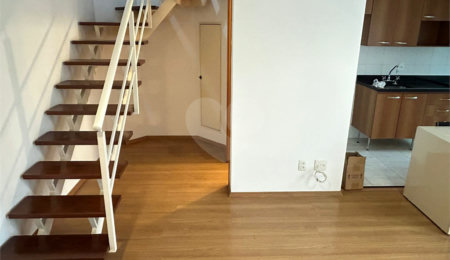 Duplex à venda com 2 quartos em Moema, São Paulo, SP