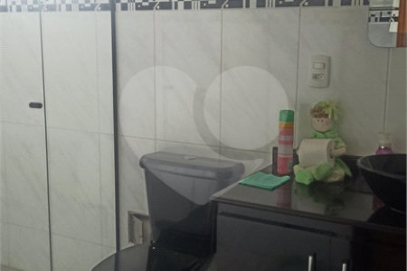 Casa à venda com 3 quartos, sendo 1 suíte, no condomínio Serra da Estrela, Atibaia - SP