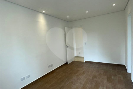 Apartamento à venda com 3 quartos, sendo 2 suítes, em Vila Regente Feijó, São Paulo, SP