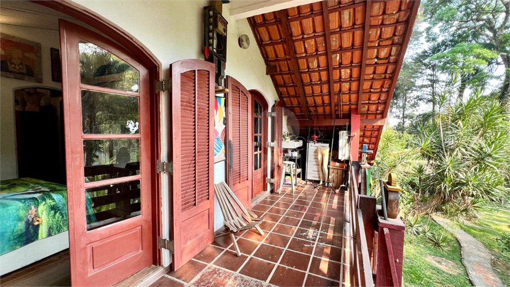 Casa à venda com 4 quartos, sendo 1 suíte, em Serra da Cantareira, Mairiporã, SP