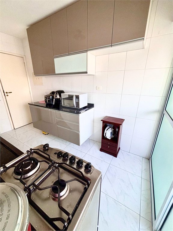 Apartamento à venda com 3 quartos, sendo 1 suíte,  em Indianópolis, São Paulo, SP