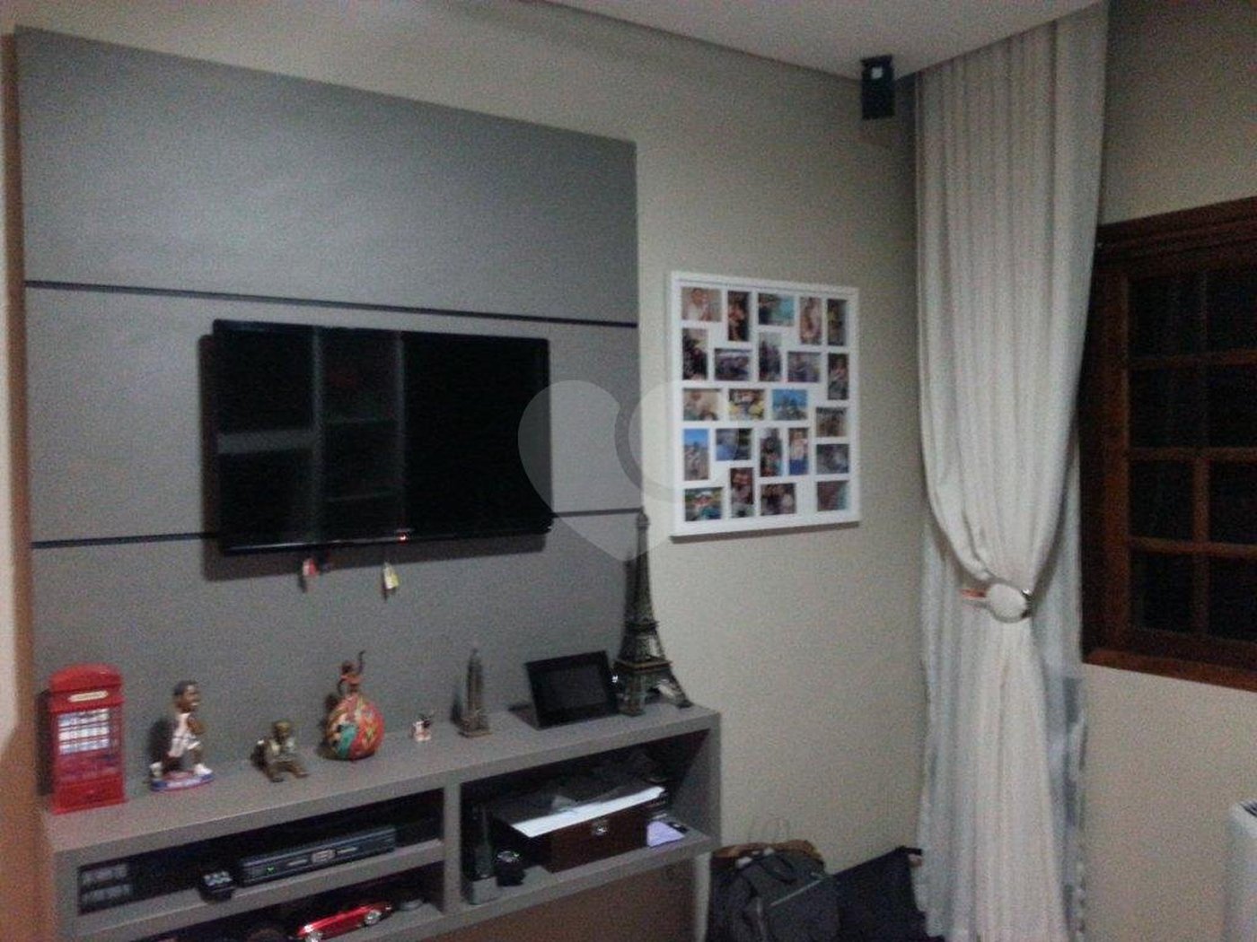 Sobrado à venda com 3 suítes em Vila Nivi, São Paulo, SP