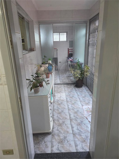 Sobrado à venda com 4 quartos, sendo 1 suíte, em Vila Graciosa, São Paulo, SP