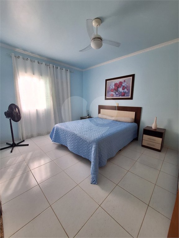 Casa à venda com 4 suítes no condomínio Bougainville, Peruíbe - SP