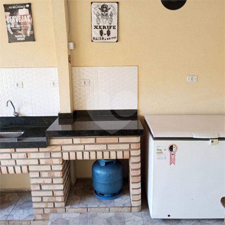 Casa de Vila à venda com 3 quartos em Jardim Santa Cruz, Salto, SP