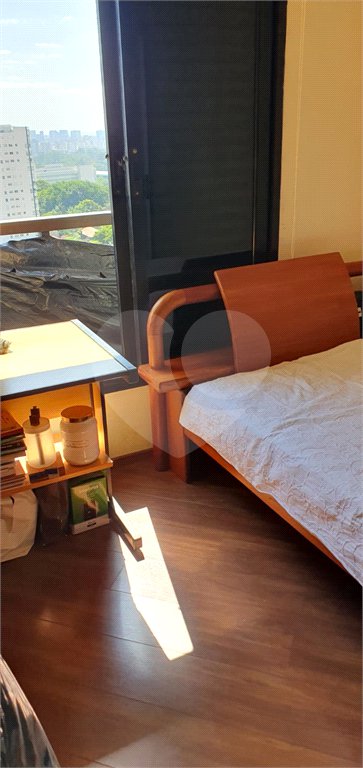 Apartamento à venda com 4 quartos, sendo 2 suítes, em Vila Mariana, São Paulo, SP
