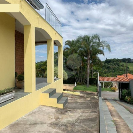 Casa à venda com 3 quartos no condomínio Recanto Florido, Vinhedo - SP