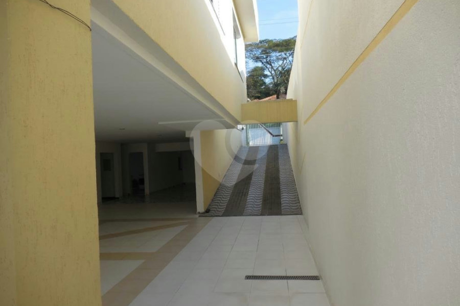 Casa Térrea à venda com 3 suítes em Horto, São Paulo, SP