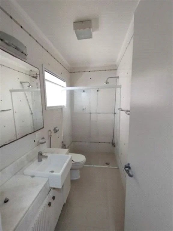 Casa à venda com 5 quartos, sendo 4 suítes,  em Parque dos Príncipes, São Paulo, SP