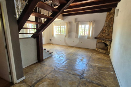 Casa à venda com 3 quartos, sendo 1 suíte,  no condomínio Vinhas da Vista Alegre - Lado Sede, Vinhedo - SP
