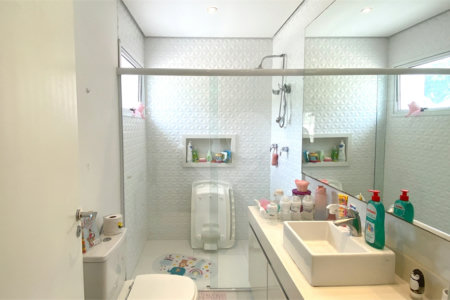 Casa à venda com 4 quartos, sendo 3 suítes, no condomínio Brisa Verde, São Paulo - SP