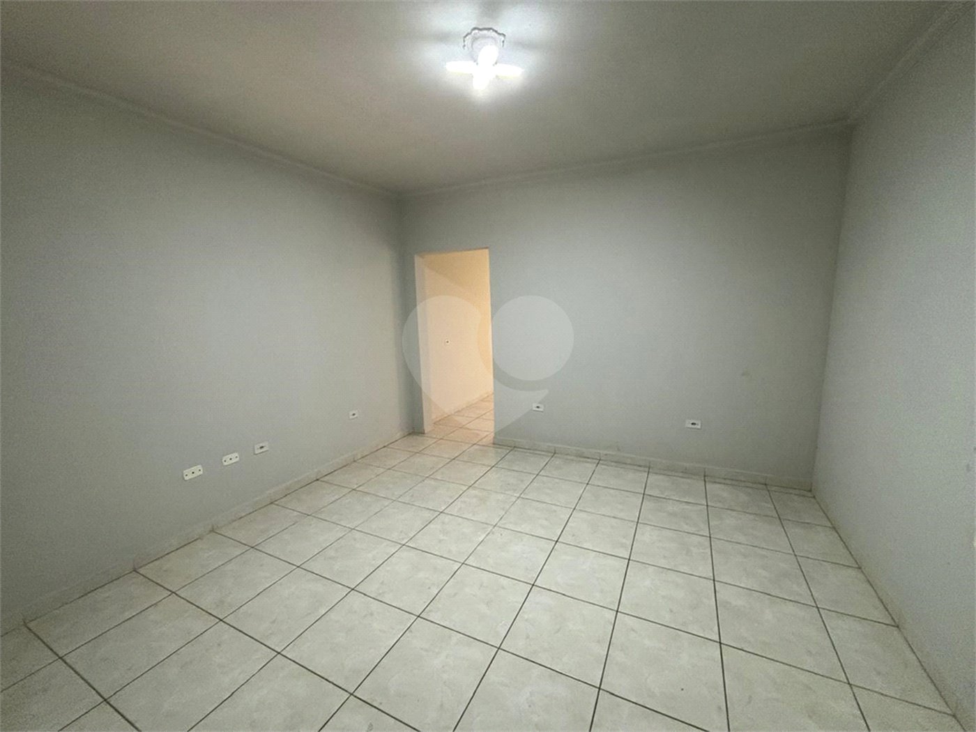 Casa à venda com 2 quartos, sendo 1 suíte, em Jardim Nair Maria, Salto, SP
