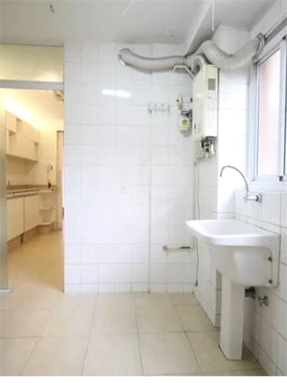 Apartamento à venda com 3 quartos, sendo 2 suítes,  em Paraíso do Morumbi, São Paulo, SP