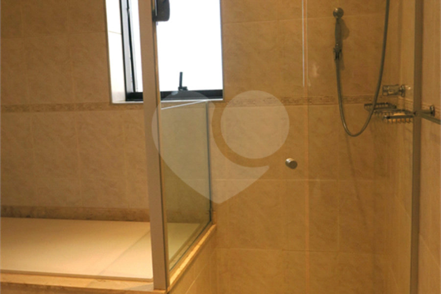 Apartamento à venda com 3 suítes em Morumbi, São Paulo, SP