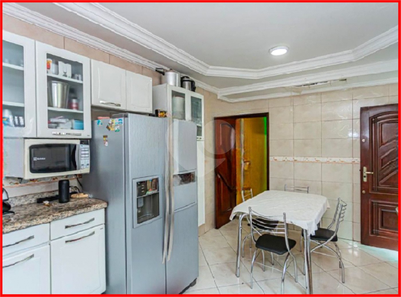 Sobrado à venda com 3 quartos, sendo 1 suíte, em Jaraguá, São Paulo, SP