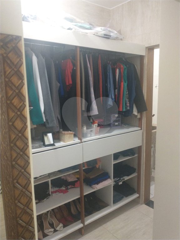 Sobrado à venda com 3 quartos, sendo 1 suíte,  em Jardim Universo, Mogi das Cruzes, SP