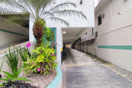 Apartamento com 2 dormitórios à venda, 70 m² por R$ 490.000,00 - Campo Grande - Santos/SP
