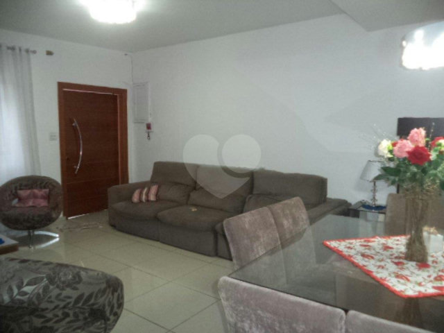 Casa de Vila à venda com 3 suítes em Santana, São Paulo, SP