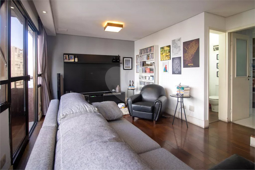 Duplex à venda com 2 suítes em Jardim Londrina, São Paulo, SP