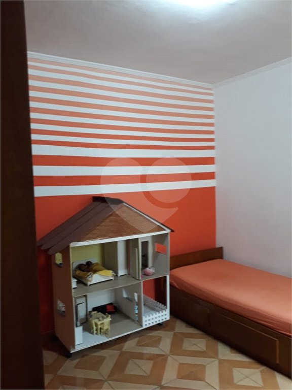 Casa à venda com 2 quartos, sendo 1 suíte,  em Vila Anastácio, São Paulo, SP