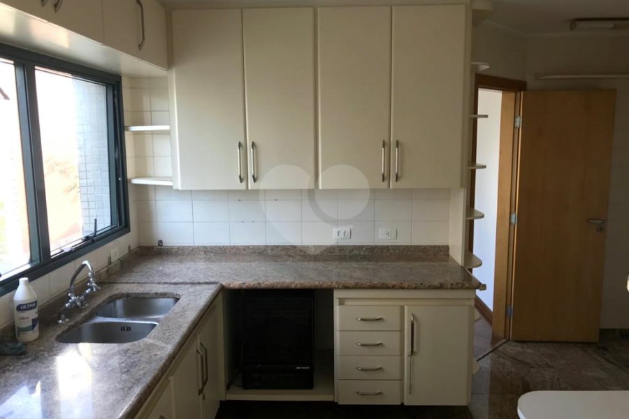 Apartamento à venda com 3 quartos, sendo 1 suíte,  em Santana, São Paulo, SP