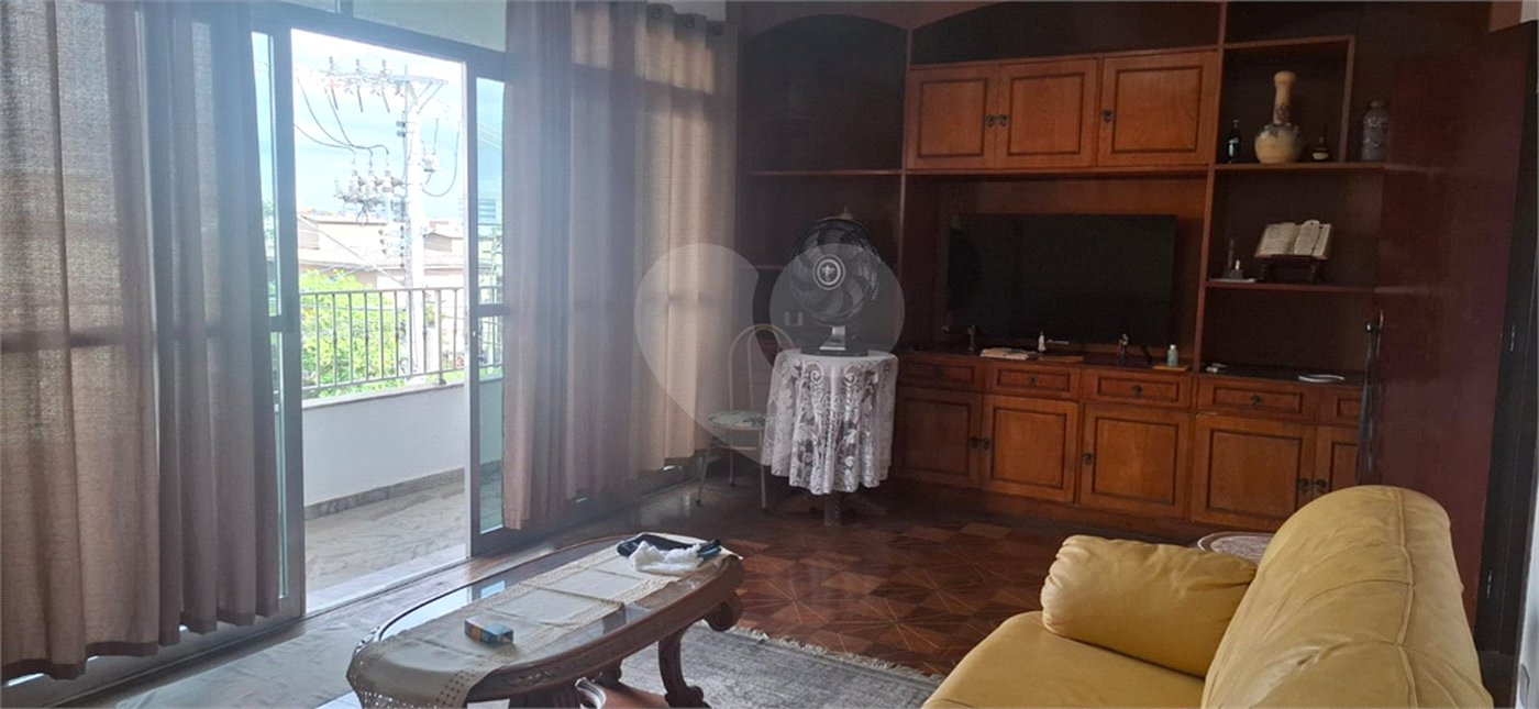 Casa à venda com 4 quartos, sendo 3 suítes, no Brasilândia, São Paulo, SP