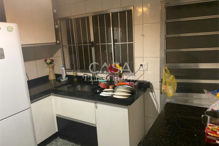 Casa à venda com 3 quartos, sendo 1 suíte, em Jardim Califórnia, Sorocaba, SP