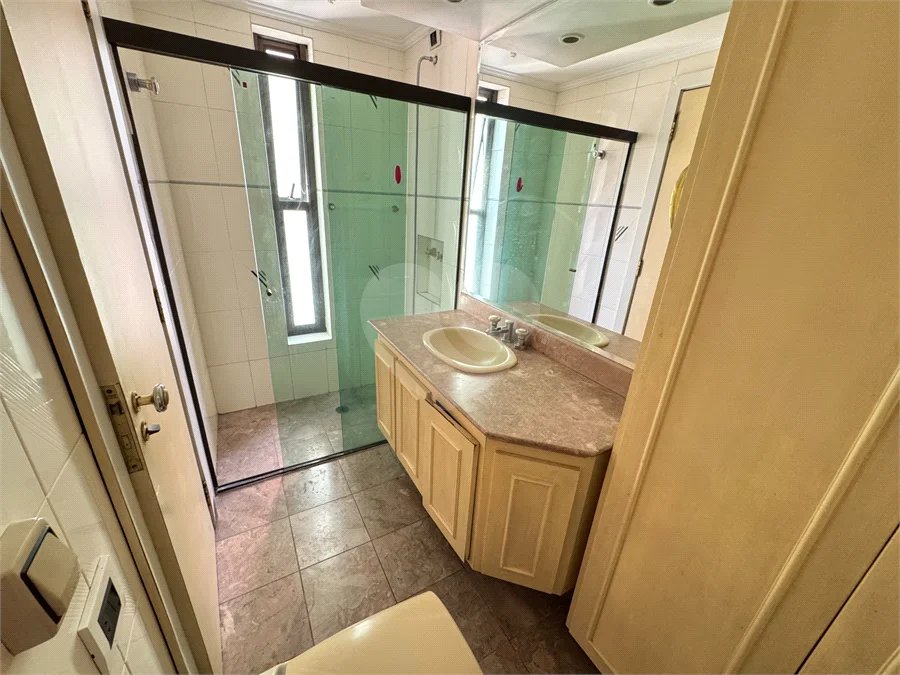 Apartamento à venda com 4 quartos, sendo 3 suítes, em Santana, São Paulo, SP