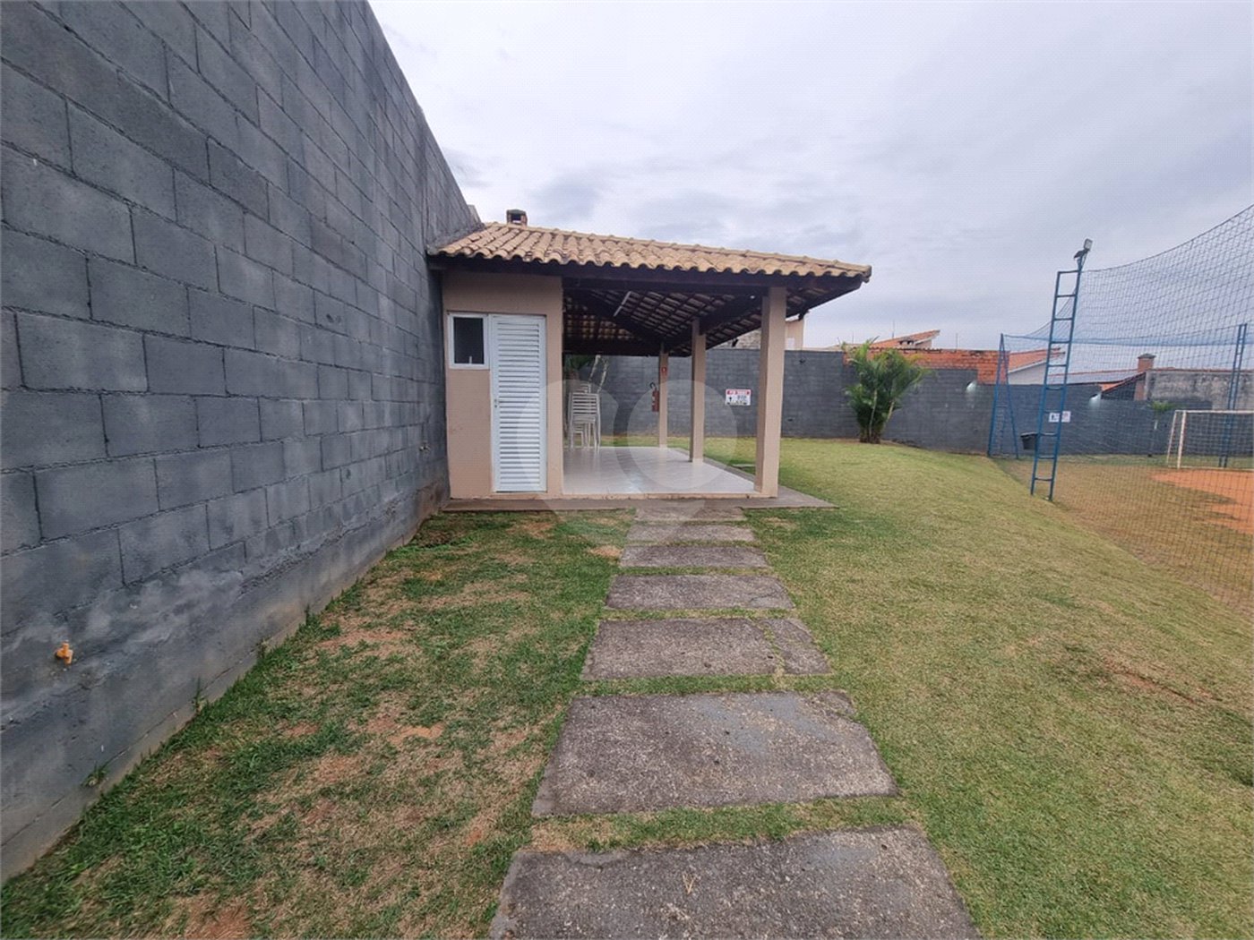 Casa à venda com 3 quartos, sendo 1 suíte,  no condomínio Bella Vista, Sorocaba - SP
