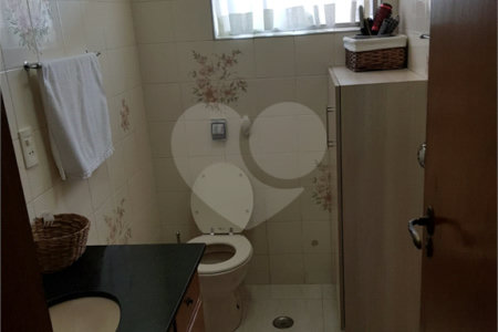 Sobrado à venda com 3 quartos, sendo 1 suíte,  em Jardim Olympia, São Paulo, SP