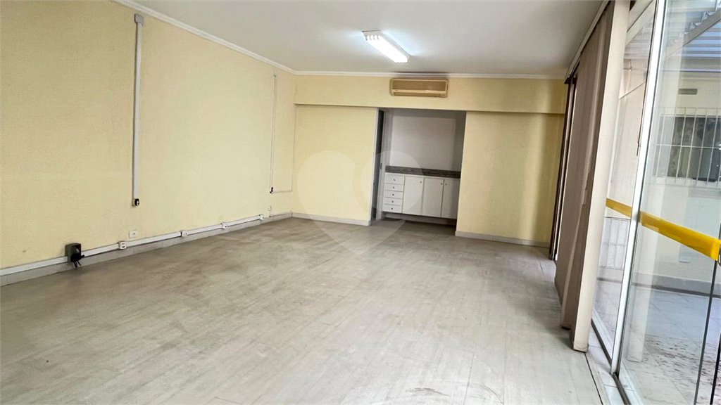 Casa à venda com 3 quartos, sendo 1 suíte, em Brooklin, São Paulo, SP
