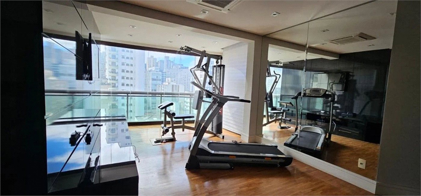Apartamento à venda com 4 quartos, sendo 3 suítes, em Jardim Paulista, São Paulo, SP