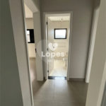 Casa à venda com 3 quartos, sendo 1 suíte,  no condomínio Terras do Vale, Caçapava - SP